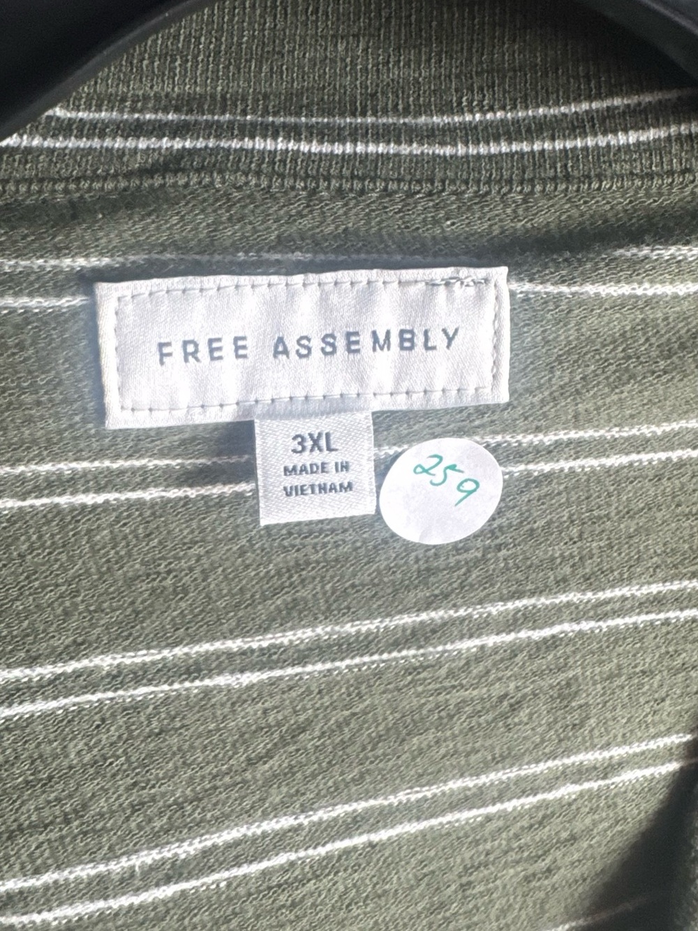 Men's Short-Sleeve Green Stripe Camp Shirt - Picture 5 of 5